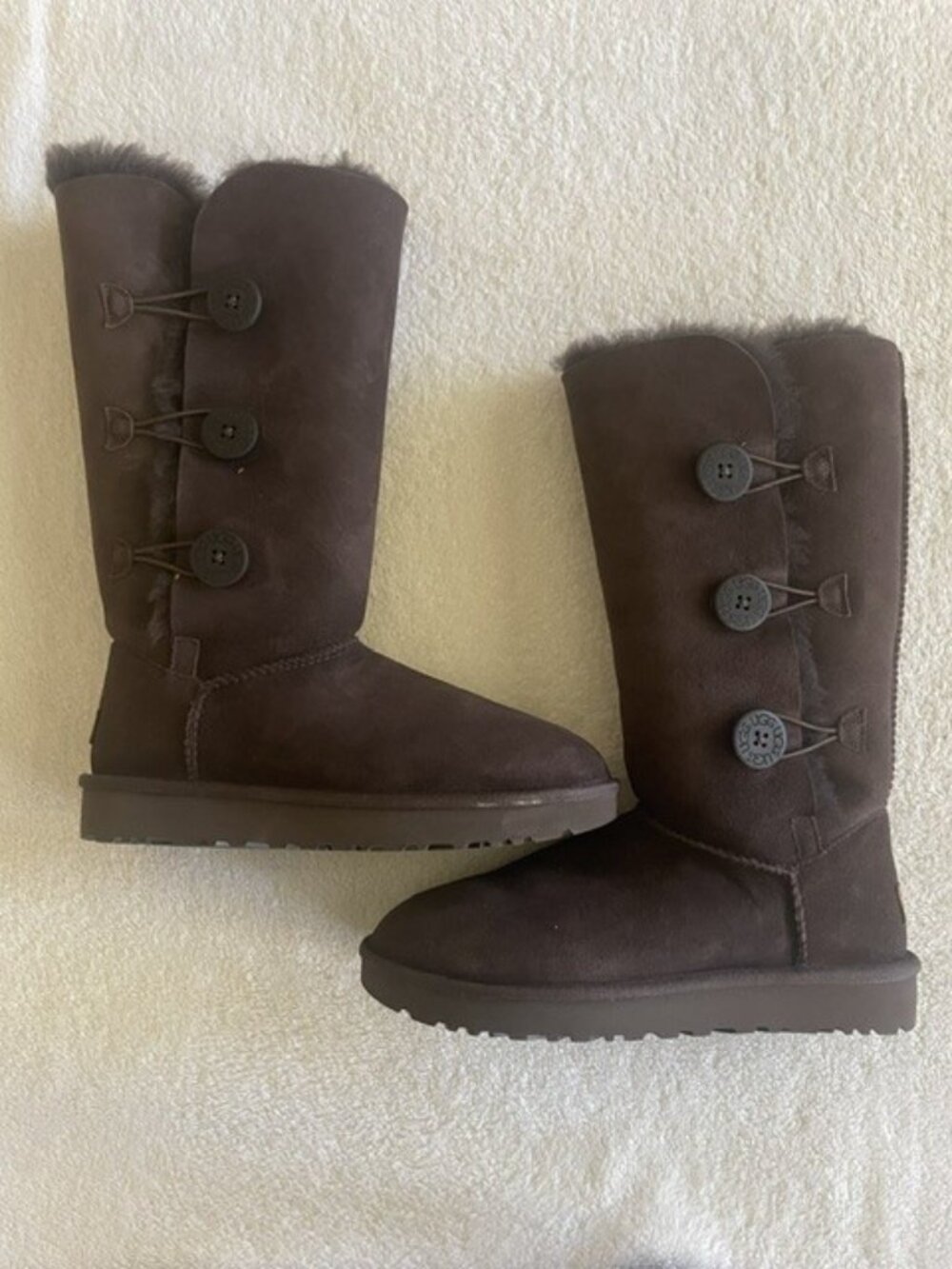 UGG Bailey Button Triplet II Tall Suede Boots Chocolate Brown Women’s Size 9